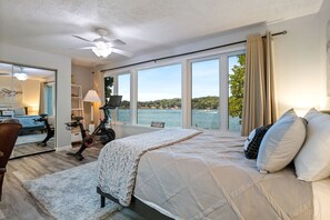 Modern Comfort Meets Scenic Lake