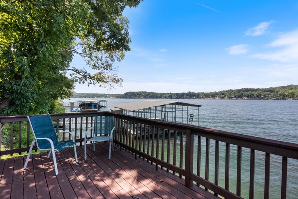 Your Perfect Lake View Spot