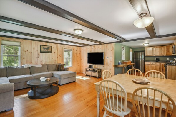 Brantingham Vacation Rental | 3BR | 1BA | 960 Sq Ft | Steps to Enter
