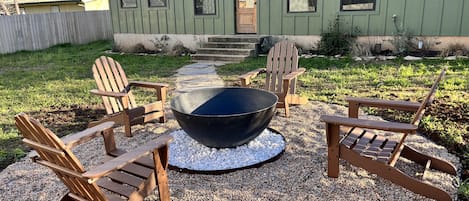 Great area to catch up and drink wine. Ash & Ember fire bowl & Polywood chairs