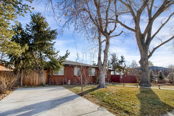 2nd Driveway