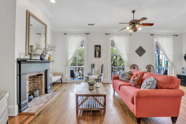 Welcome to Victorian Gem on Broughton Upper!