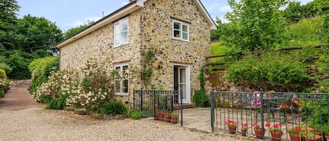 Welcome to Beech Cottage, Dunkeswell, Honiton, Devon