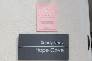 Sandy Nook entrance
