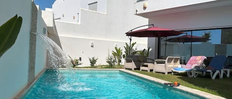Piscine le jour