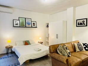 A modern studio with everything you need.