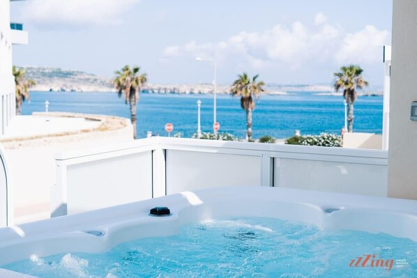 The Jacuzzi with Seaview