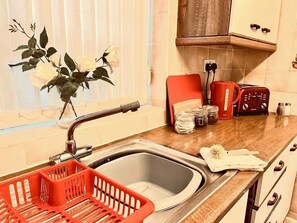 Kitchen appliances 