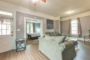 Living Room | Full Sleeper Sofa | Smart TV | Central Heating & A/C
