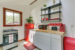 Kitchen | Free WiFi | Central A/C