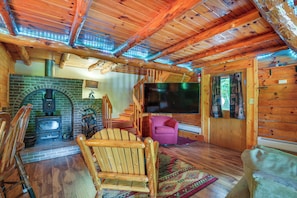 Living Room | Wood-Burning Stove | Smart TV