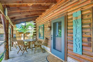 Covered Porch | Home Entryway