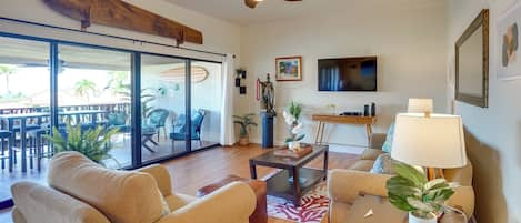 Kailua-Kona Vacation Rental | 1BR | 1BA | Steps Required | 1,101 Sq Ft