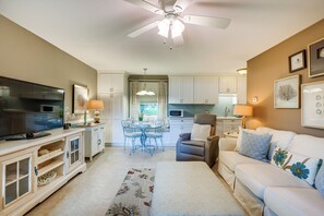 Living Room | Full Sleeper Sofa | Window A/C Unit | Free WiFi | Smart TV