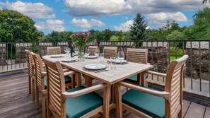 Roof Terrace, Lower Lodge Gatehouse at Kentchurch, Bolthole Retreats