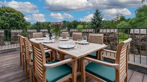 Roof Terrace, Lower Lodge Gatehouse at Kentchurch, Bolthole Retreats