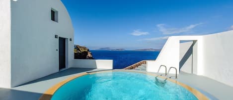 Elegant Santorini Villa | 3 Bedrooms | Serenity Suites | Private Pool & Stunning Caldera Views | Akrotiri by Villamore