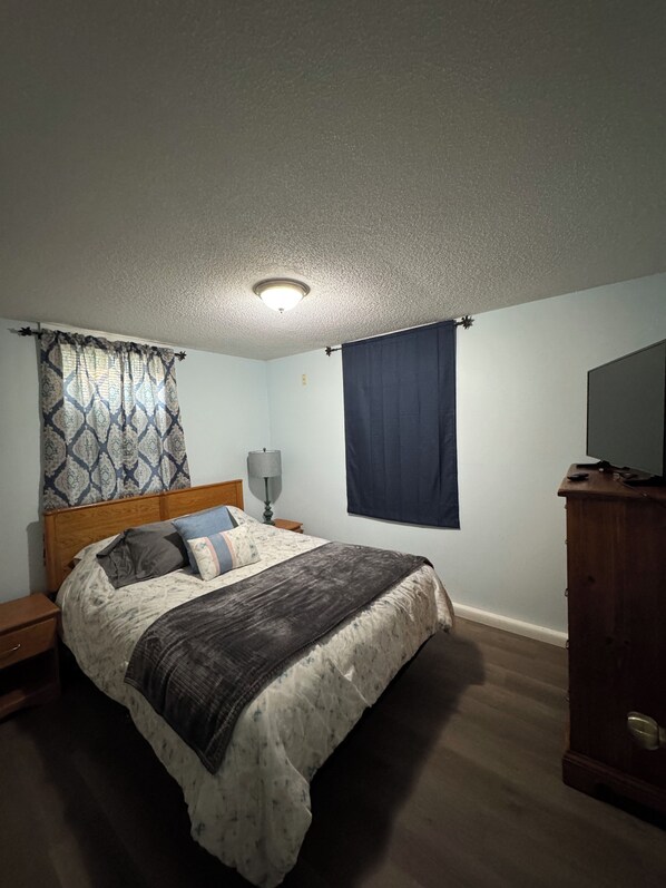 Queen bed