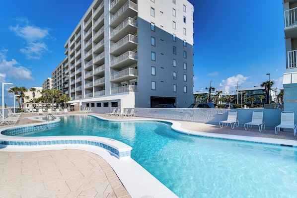Gulf Shores Vacation Rental | 3BR | 3BA | 1,300 Sq Ft | Elevator Access