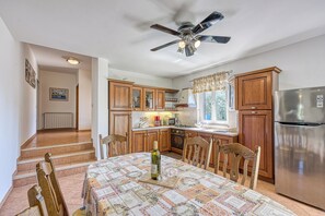 Kitchen and dining area