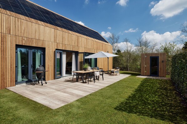 Holiday Home Exterior [summer]
