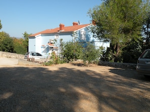 Parking behind the house.