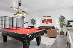 Spielezimmer