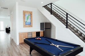 Pool table room/kitchenette 