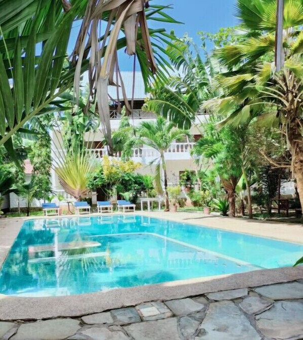 Pool