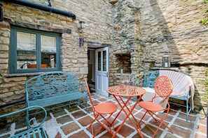 The Old House Garden - StayCotswold