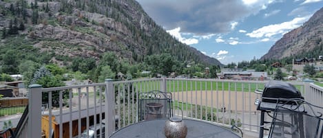 Across from Ouray park & Hotsprings