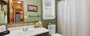 Second Bathroom w/Shower & Tub Combo 