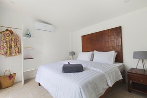 Villa Lawana-Stylish Private Luxury Villa (560)