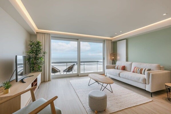 Living area with sea view