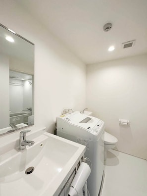 Toilet and Washing Machine