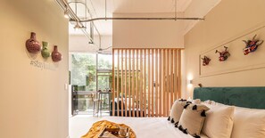 El mobiliario, la decoración y los servicios pueden variar ligeramente