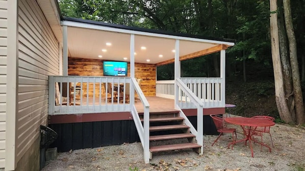 Fully functional covered back patio!