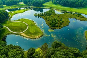 9th hole at St. Ives golf course