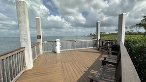 dock viewing deck