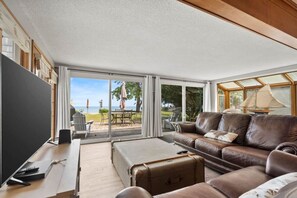 Living area with two large couches and beatuiful views!