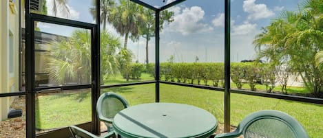 Naples Vacation Rental | Studio | 1BA | Step-Free Access | 280 Sq Ft