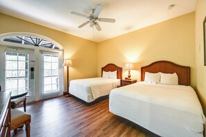 Studio | 2 King Beds | Smart TV