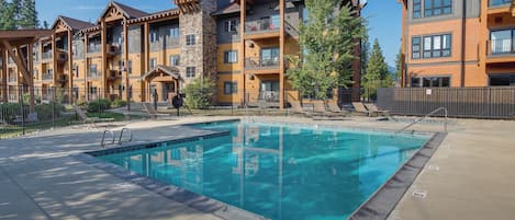 Cle Elum Vacation Rental | 2BR | 2BA | Step-Free Access via Elevator