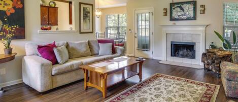 Savannah Vacation Rental | 2BR | 2BA | 1,200 Sq Ft | Small Step for Entry