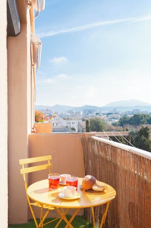 terrasse vue montagne 