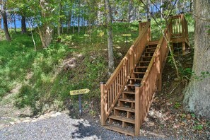 Steps to Hideout hike