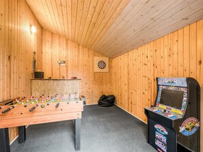 Spielezimmer