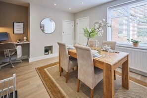 South Riggs, Bedlington - Host & Stay
