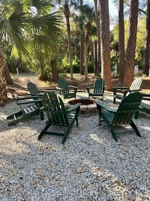 Large area to gather and enjoy the fire pit.