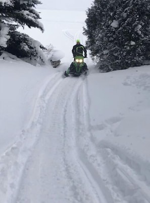 Snow and ski sports